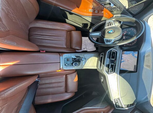 5UXCX6C08LLE35618 2020 BMW X7 White Սարքավորումների վահանակի տեսք