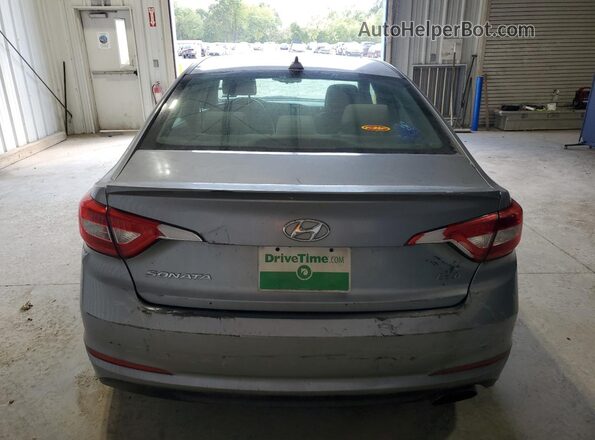 5NPE24AA8HH453621 2017 HYUNDAI SONATA Silver წინა სალონის ხედი