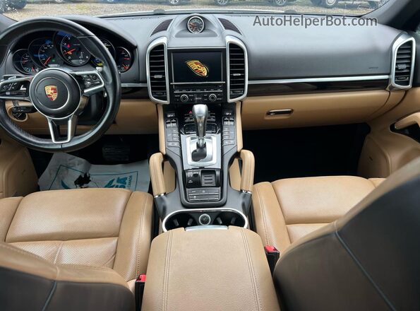 WP1AA2A26GLA08205 2016 PORSCHE CAYENNE White უკანა სავარძლების ხედი