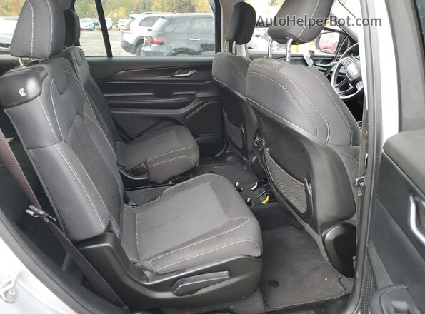 1C4RJJAG5P8835769 2023 JEEP GRAND CHER Серебряный Вид подкапотного пространства
