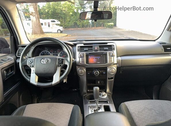 JTEBU5JR6J5568616 2018 TOYOTA 4RUNNER Black 