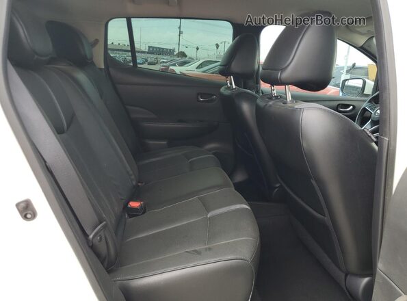 1N4AZ1CP7JC308622 2018 NISSAN LEAF White 
