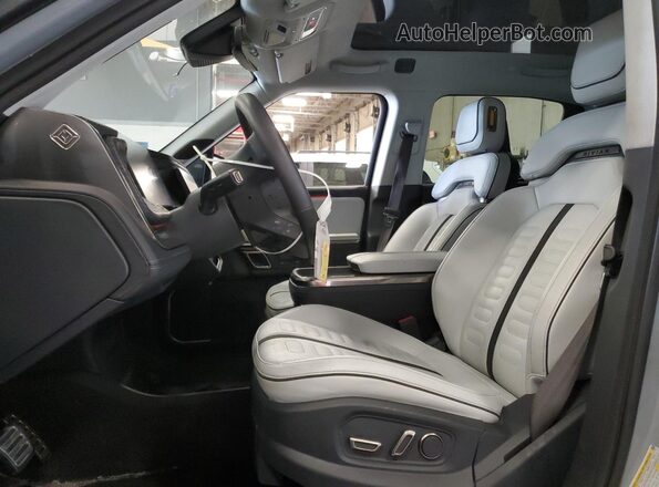 7FCTGAAA9NN013405 2022 RIVIAN R1T Gray წინა სალონის ხედი