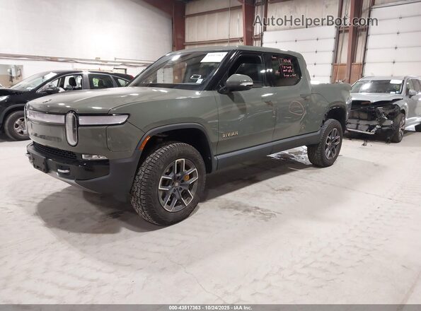 7FCTGAAL2NN000724 2022 RIVIAN R1T Green წინა მარცხენა ხედი სამი მეოთხედიდან