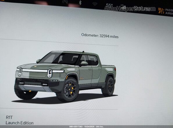 7FCTGAAL2NN000724 2022 RIVIAN R1T Green უკანა სავარძლების ხედი