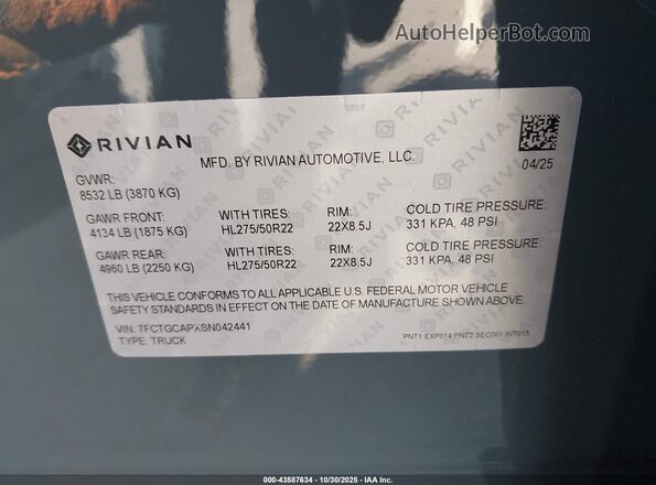 7FCTGCAPXSN042441 2025 RIVIAN R1T Light Blue Widok komory silnika