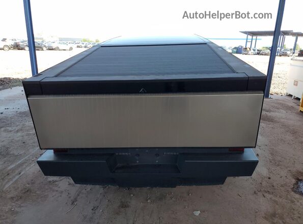 7G2CEHED0RA014420 2024 TESLA CYBERTRUCK Серебряный 