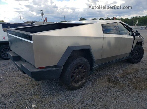 7G2CEHED4RA012413 2024 TESLA CYBERTRUCK Silver 