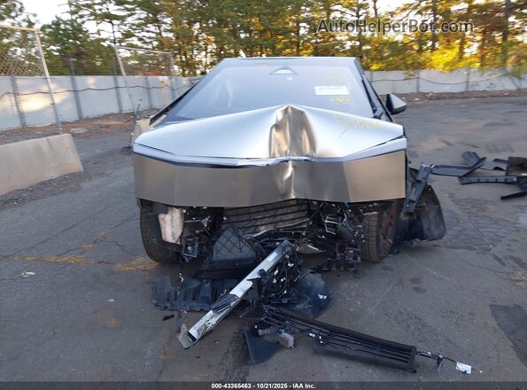 7G2CEHED5RA051673 2024 TESLA CYBERTRUCK Silver 