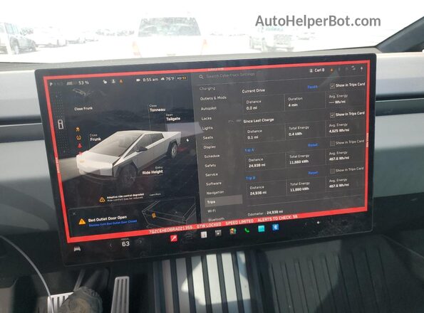 7G2CEHED6RA021355 2024 TESLA CYBERTRUCK Silver Սարքավորումների վահանակի տեսք