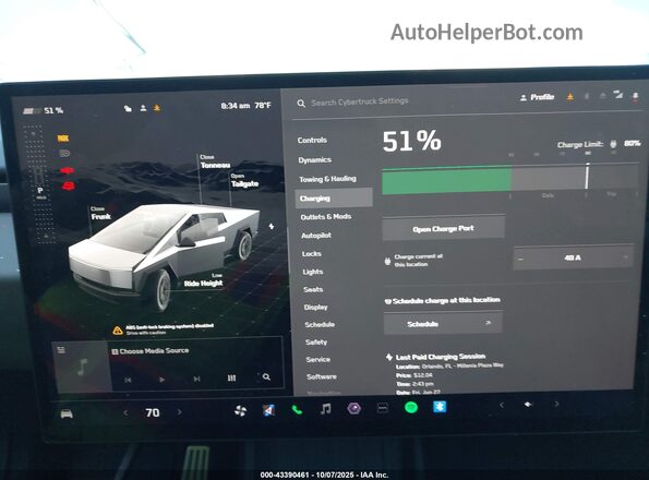 7G2CEHED6SA065555 2025 TESLA CYBERTRUCK Silver 