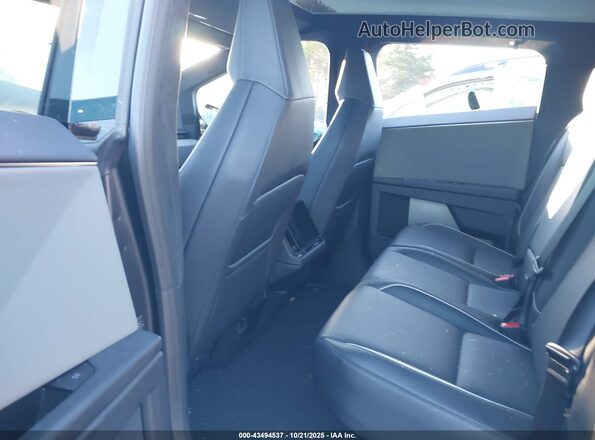 7G2CEHED8SA066996 2025 TESLA CYBERTRUCK Серебряный Вид наклейки с VIN-кодом