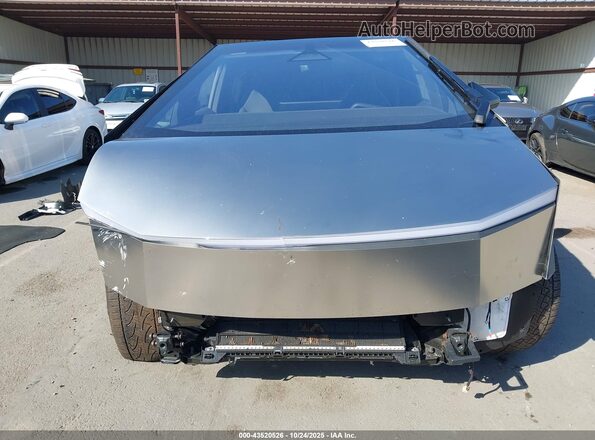 7G2CEHEE6SA062275 2025 TESLA CYBERTRUCK Gray Widok zestawu wskaźników