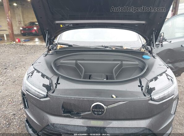 7JDEV3VL8SG017142 2025 VOLVO EX90 Pewter 