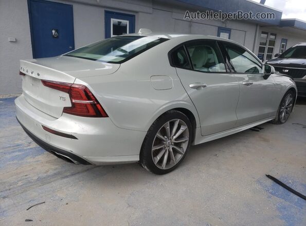 7JR102FK9KG009235 2019 VOLVO S60 Silver Rear right