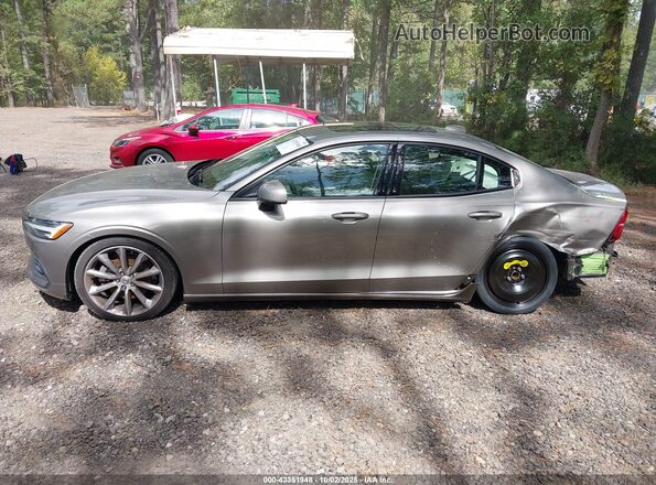 7JR102FKXLG032170 2020 VOLVO S60 Бежевый Панорамный вид салона 360°