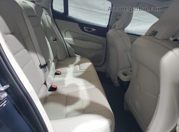 7JRA22TK8LG057857 2020 VOLVO S60 Blue Vista de los asientos traseros