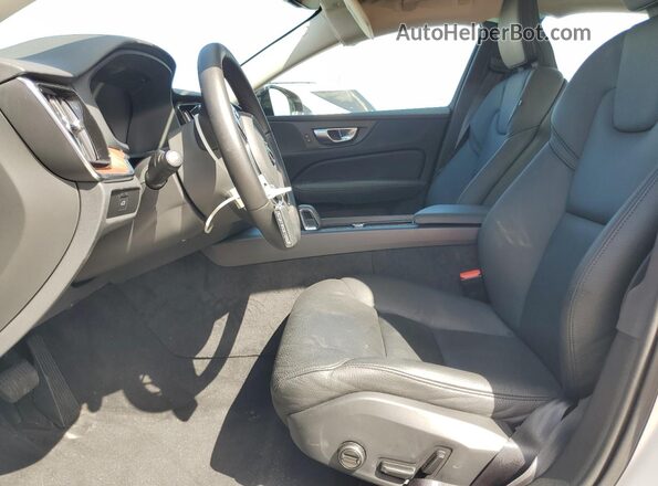 7JRL12FL0RG310226 2024 VOLVO S60 White Front interior view