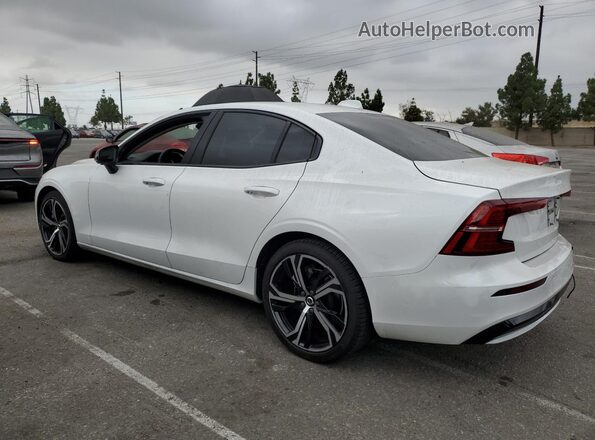 7JRL12TK0RG291303 2024 VOLVO S60 Белый 