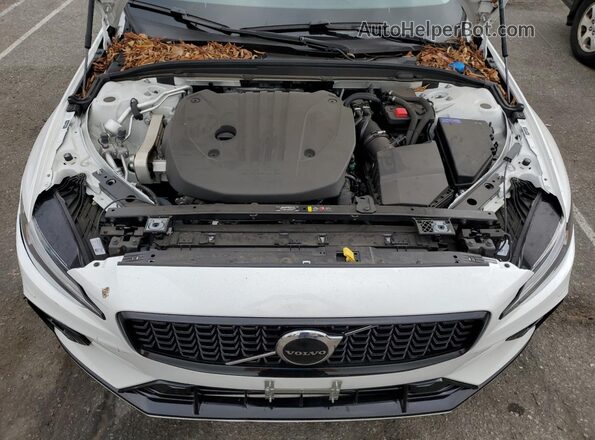 7JRL12TK0RG291303 2024 VOLVO S60 Белый 