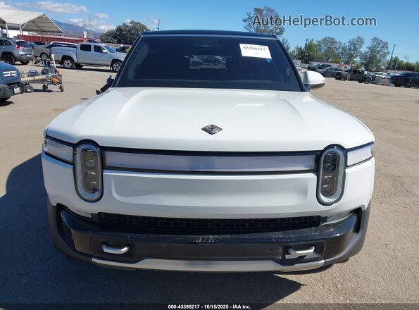 7PDSGABA7RN037006 2024 RIVIAN R1S White Widok deski rozdzielczej