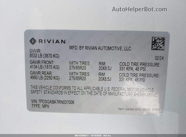 7PDSGABA7RN037006 2024 RIVIAN R1S White Widok komory silnika