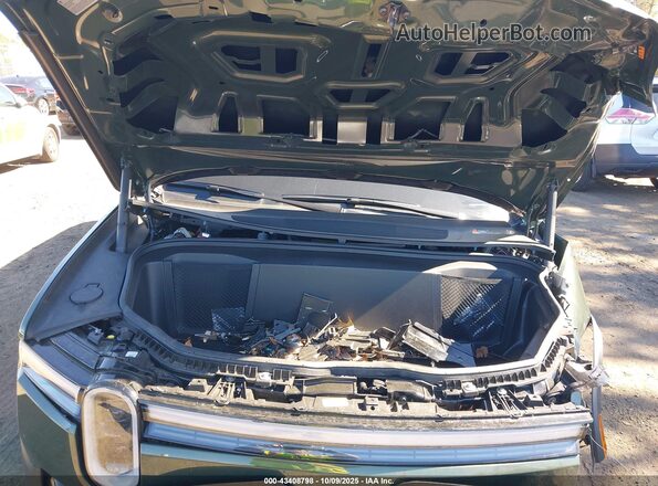 7PDSGBBAXSN063787 2025 RIVIAN R1S Green Հետևի տեսք