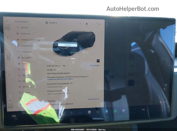 7SAXCAE59RF458427 2024 TESLA MODEL X Черный Вид задних сидений