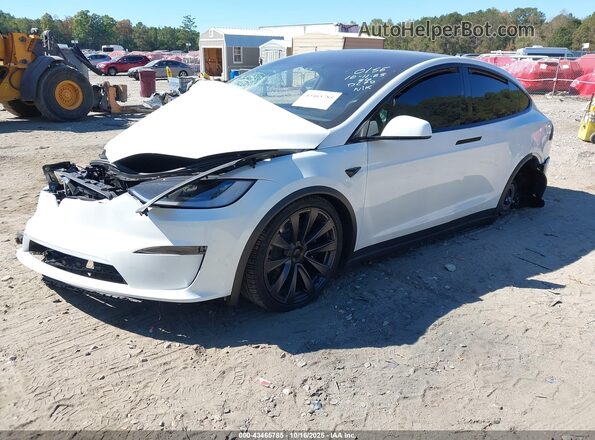 7SAXCBE54RF460155 2024 TESLA MODEL X White Front left