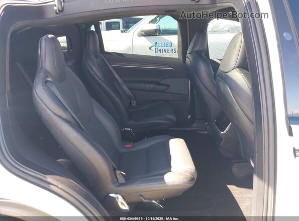7SAXCBE55PF369134 2023 TESLA MODEL X White VIN sticker view