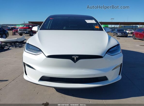 7SAXCBE58NF343818 2022 TESLA MODEL X White Instrument cluster view