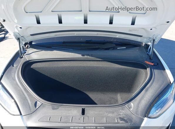 7SAXCBE58NF343818 2022 TESLA MODEL X White Rear view