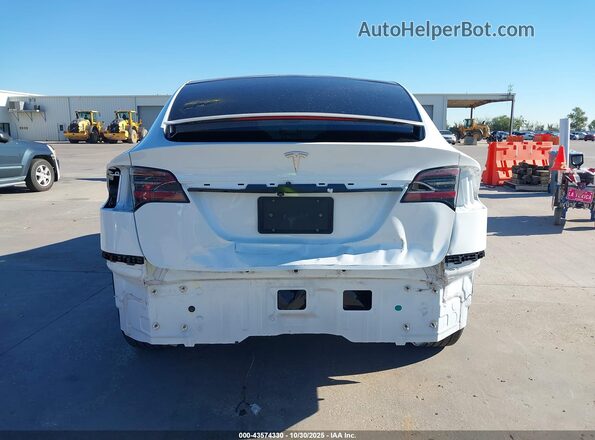 7SAXCBE58NF343818 2022 TESLA MODEL X White 