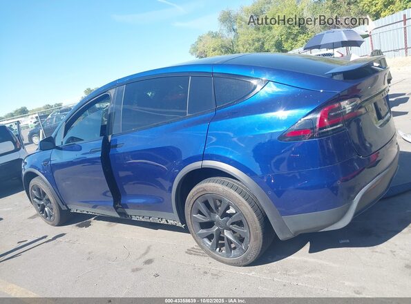 7SAXCDE58NF350182 2022 TESLA MODEL X Синий Вид задней части салона