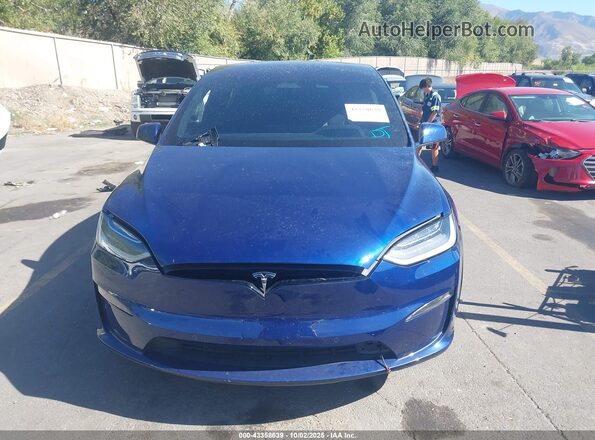 7SAXCDE58NF350182 2022 TESLA MODEL X Синий Вид панели приборов