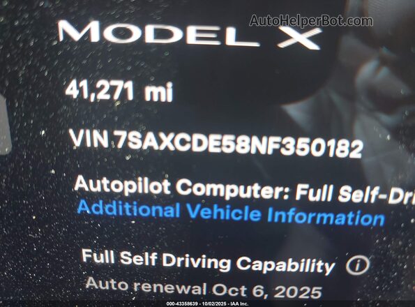 7SAXCDE58NF350182 2022 TESLA MODEL X Синий Вид подкапотного пространства