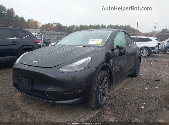 7SAYGAEE5SF263181 2025 TESLA MODEL Y Black Vista tres cuartos delantera izquierda