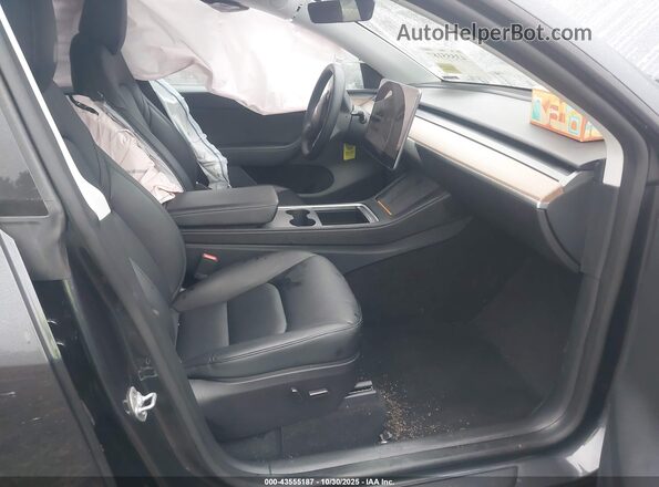 7SAYGAEE5SF263181 2025 TESLA MODEL Y Black Vista interior delantera