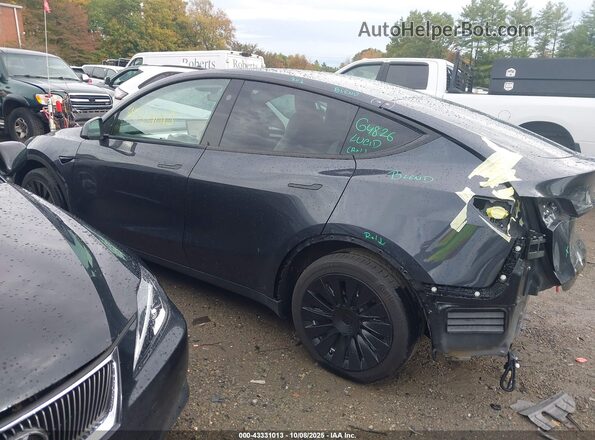 7SAYGAEE7RF076826 2024 TESLA MODEL Y Gray Widok wnętrza 360 stopni
