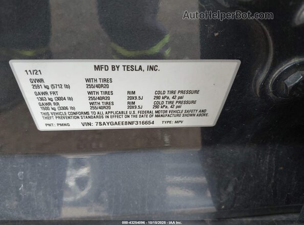 7SAYGAEE8NF316654 2022 TESLA MODEL Y Gray Vista del compartimento del motor