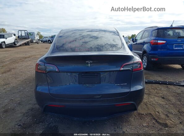 7SAYGAEE8NF316654 2022 TESLA MODEL Y Gray 