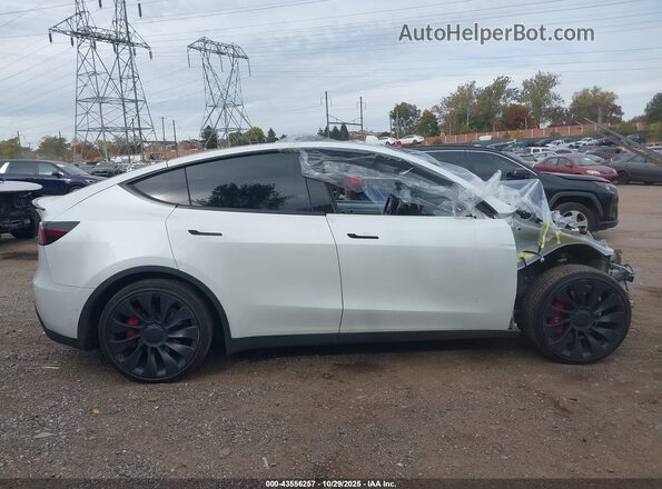 7SAYGAEEXNF515060 2022 TESLA MODEL Y White Սալոնի 360 աստիճան տեսք
