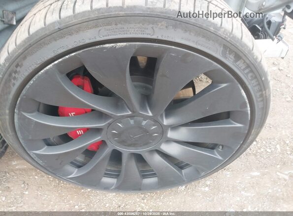 7SAYGAEEXNF515060 2022 TESLA MODEL Y White Սարքավորումների վահանակի տեսք