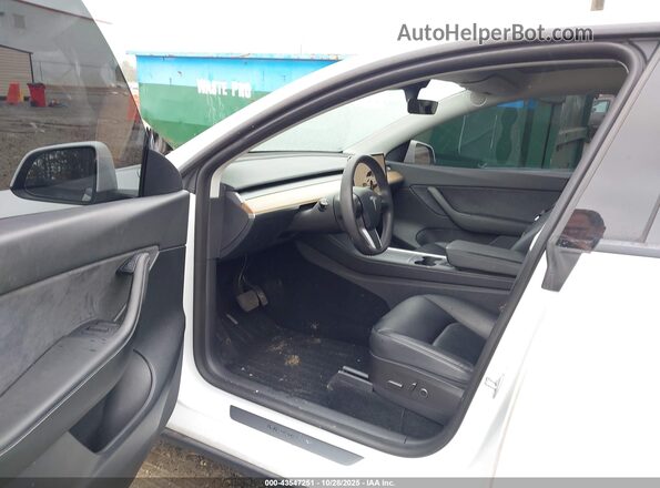 7SAYGAEEXNF519044 2022 TESLA MODEL Y Белый 