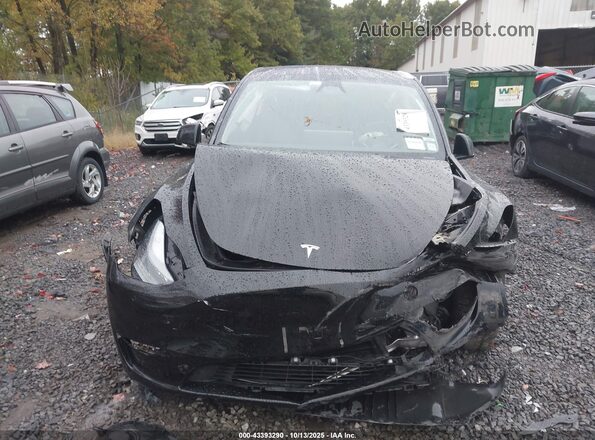 7SAYGAEEXRF060832 2024 TESLA MODEL Y Black Widok zestawu wskaźników