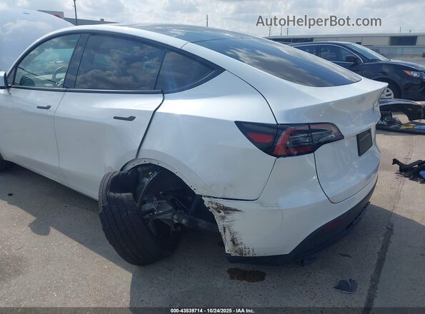 7SAYGDED2RF170346 2024 TESLA MODEL Y White წინა ხედი