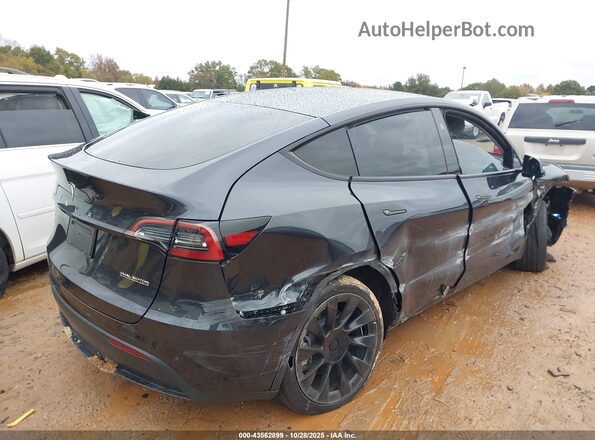 7SAYGDEDXRF091832 2024 TESLA MODEL Y Gray Rear right