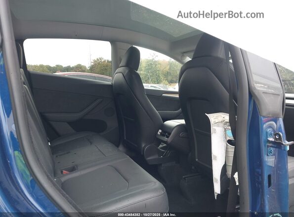 7SAYGDEE1RA269634 2024 TESLA MODEL Y Blue Vista de la etiqueta del VIN