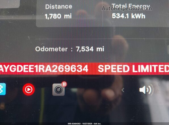 7SAYGDEE1RA269634 2024 TESLA MODEL Y Blue 