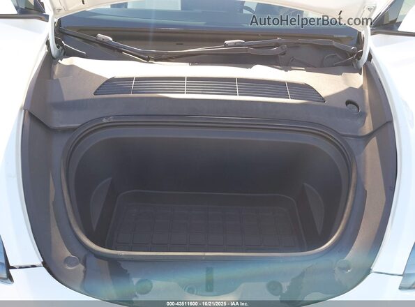 7SAYGDEE2NF362272 2022 TESLA MODEL Y White Vista trasera
